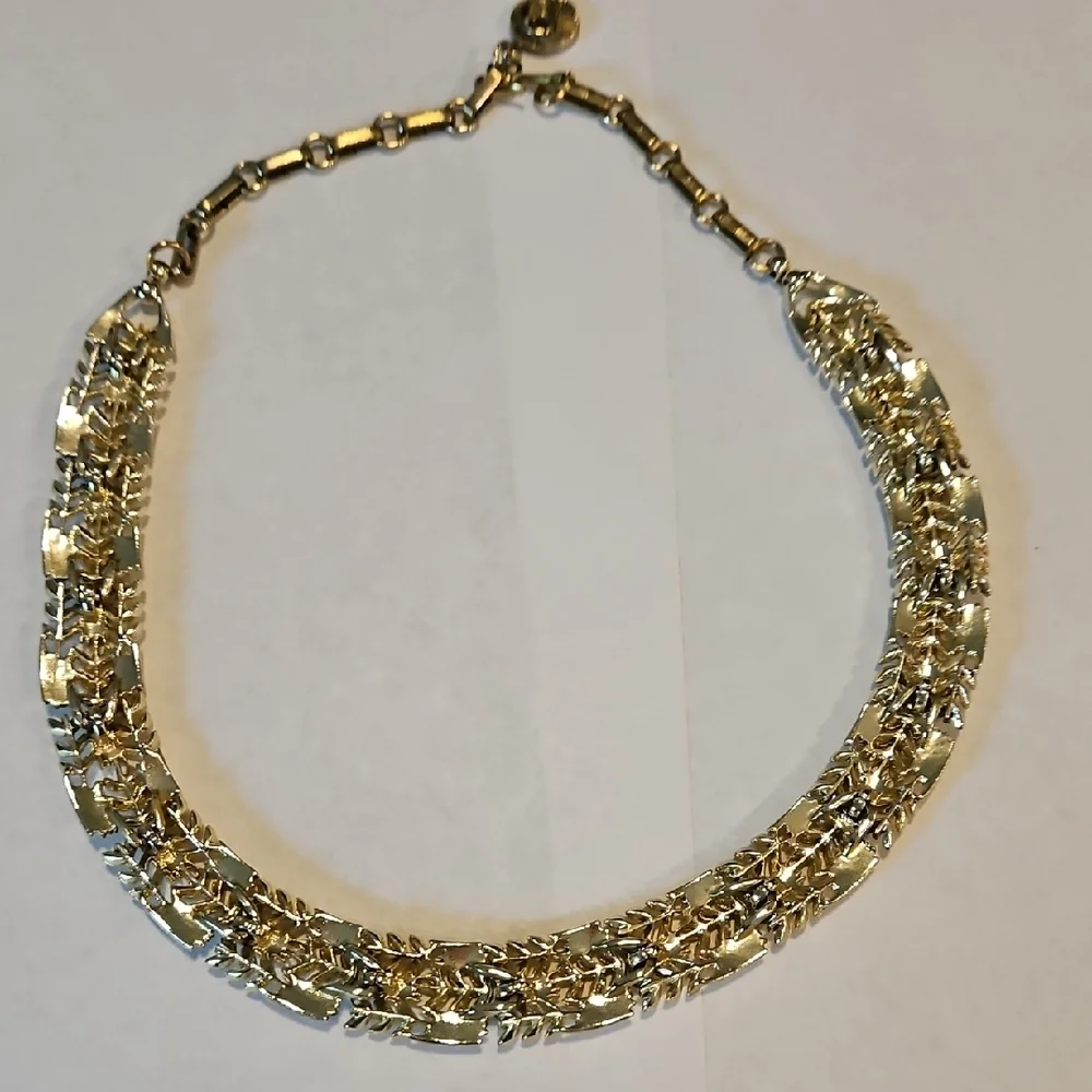 Lisner Signed Gold Necklace Statement Vintage Adjustable